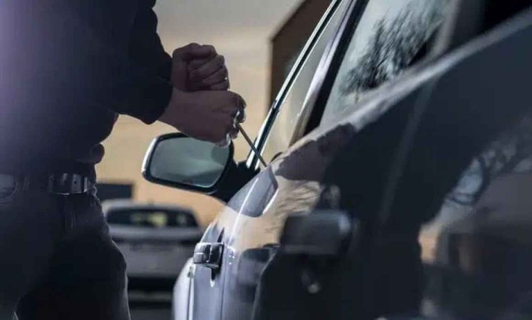 Recuperan 13 vehículos con reporte de robo en Querétaro.